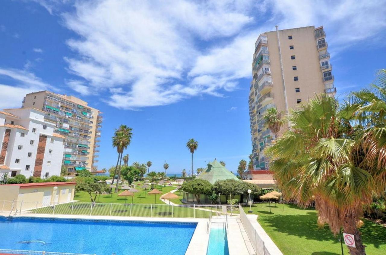Apartamento Estudio En Primerisima Linea Benalmádena Exterior foto